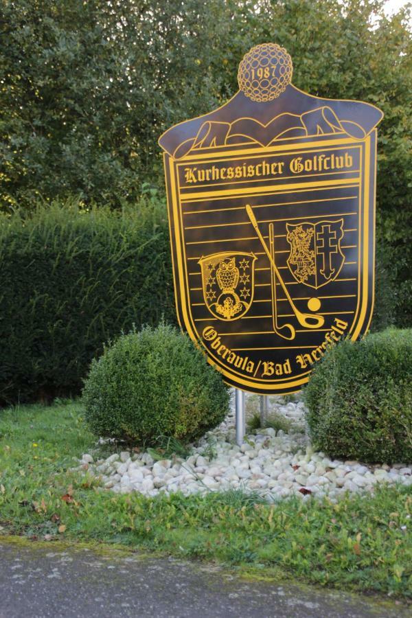 Ferienhaus "Gestiefelter Kater" Am See Im Bergland キルヒハイム エクステリア 写真